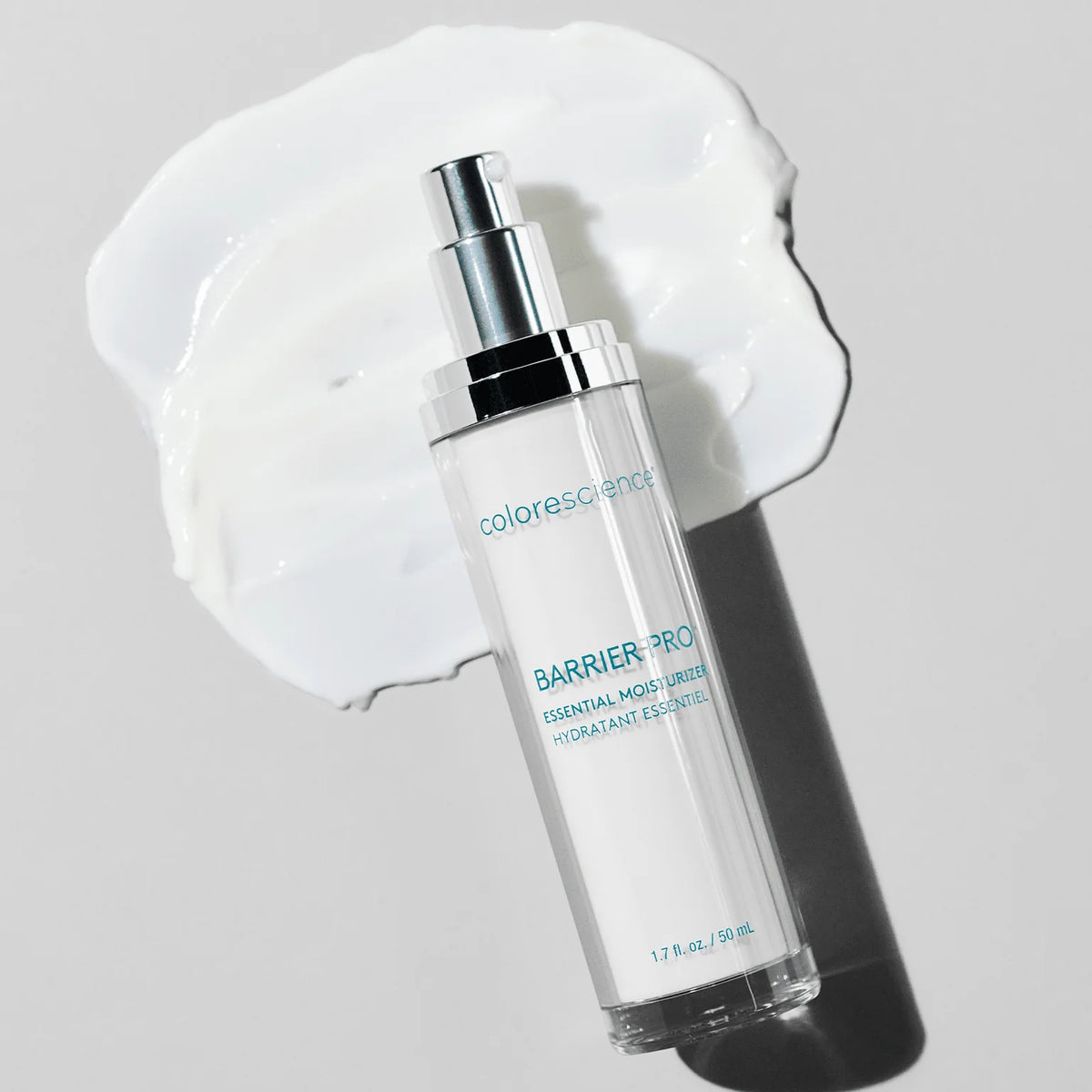 Colorescience Barrier Pro Essential Moisturizer Flasche neben Creme-Textur