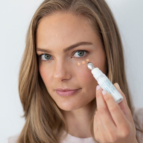 Colorescience Total Eye 3-In-1 Renewal Therapy SPF 35 - Detailansicht 7